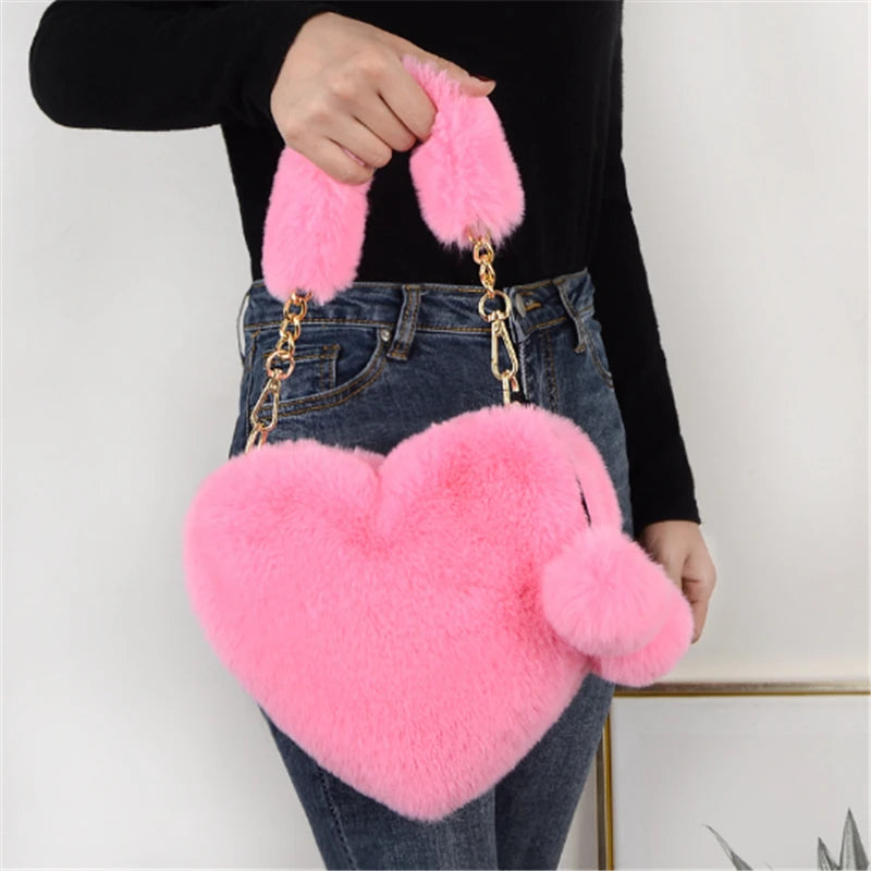 Luxury Heart-Shaped Faux Fur Handbag – Women’s Fluffy Plush Chain Shoulder Bag, Fashionable Furry Clutch Purse