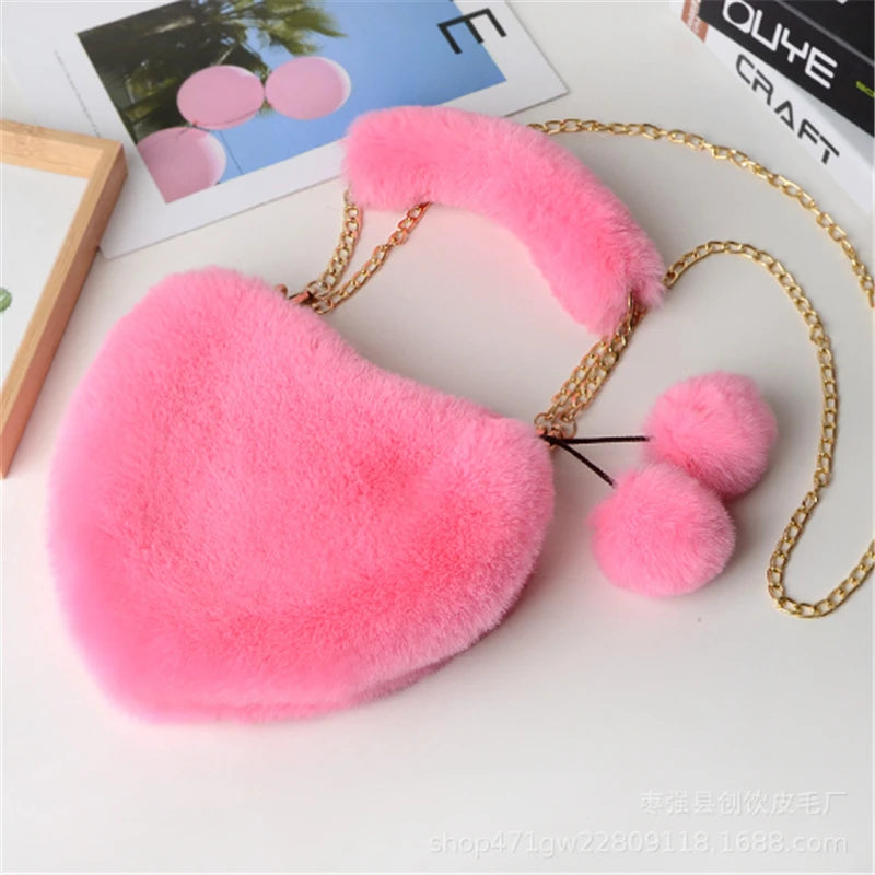 Luxury Heart-Shaped Faux Fur Handbag – Women’s Fluffy Plush Chain Shoulder Bag, Fashionable Furry Clutch Purse